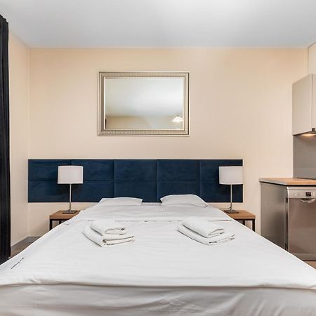 ורשה Apartamenty Piekna 28A By Your Freedom מראה חיצוני תמונה