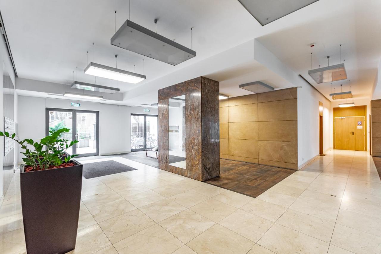 ורשה Apartamenty Piekna 28A By Your Freedom מראה חיצוני תמונה