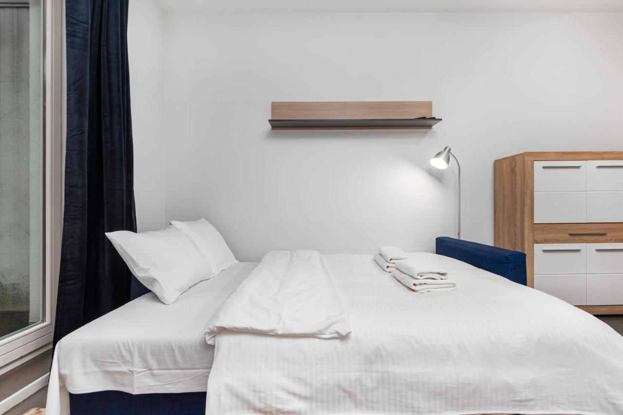 ורשה Apartamenty Piekna 28A By Your Freedom מראה חיצוני תמונה
