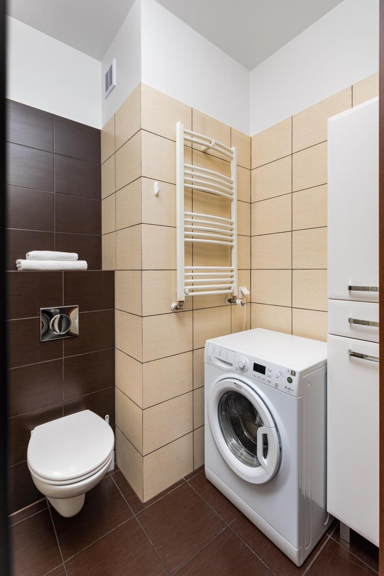 ורשה Apartamenty Piekna 28A By Your Freedom מראה חיצוני תמונה