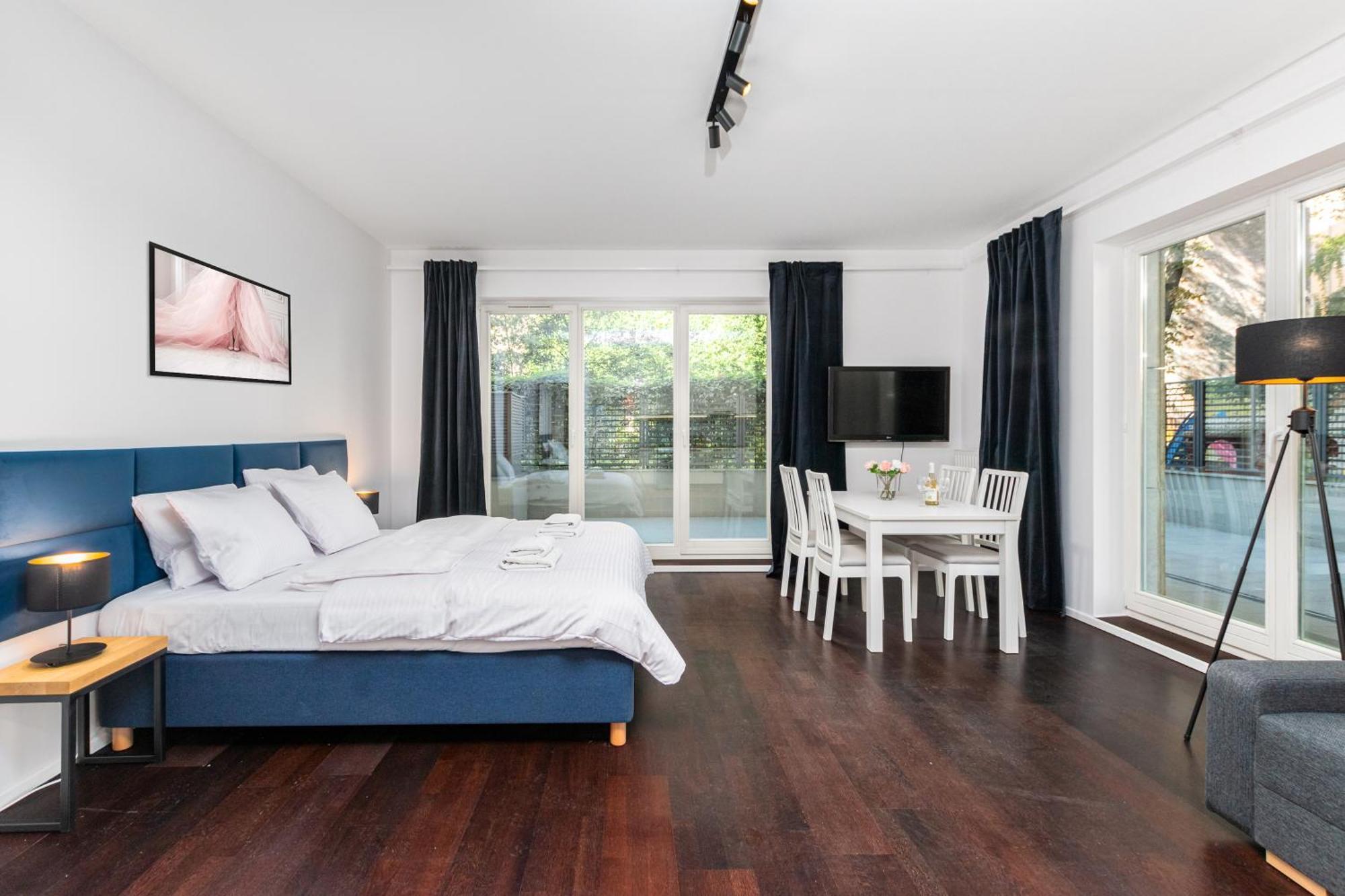 ורשה Apartamenty Piekna 28A By Your Freedom מראה חיצוני תמונה