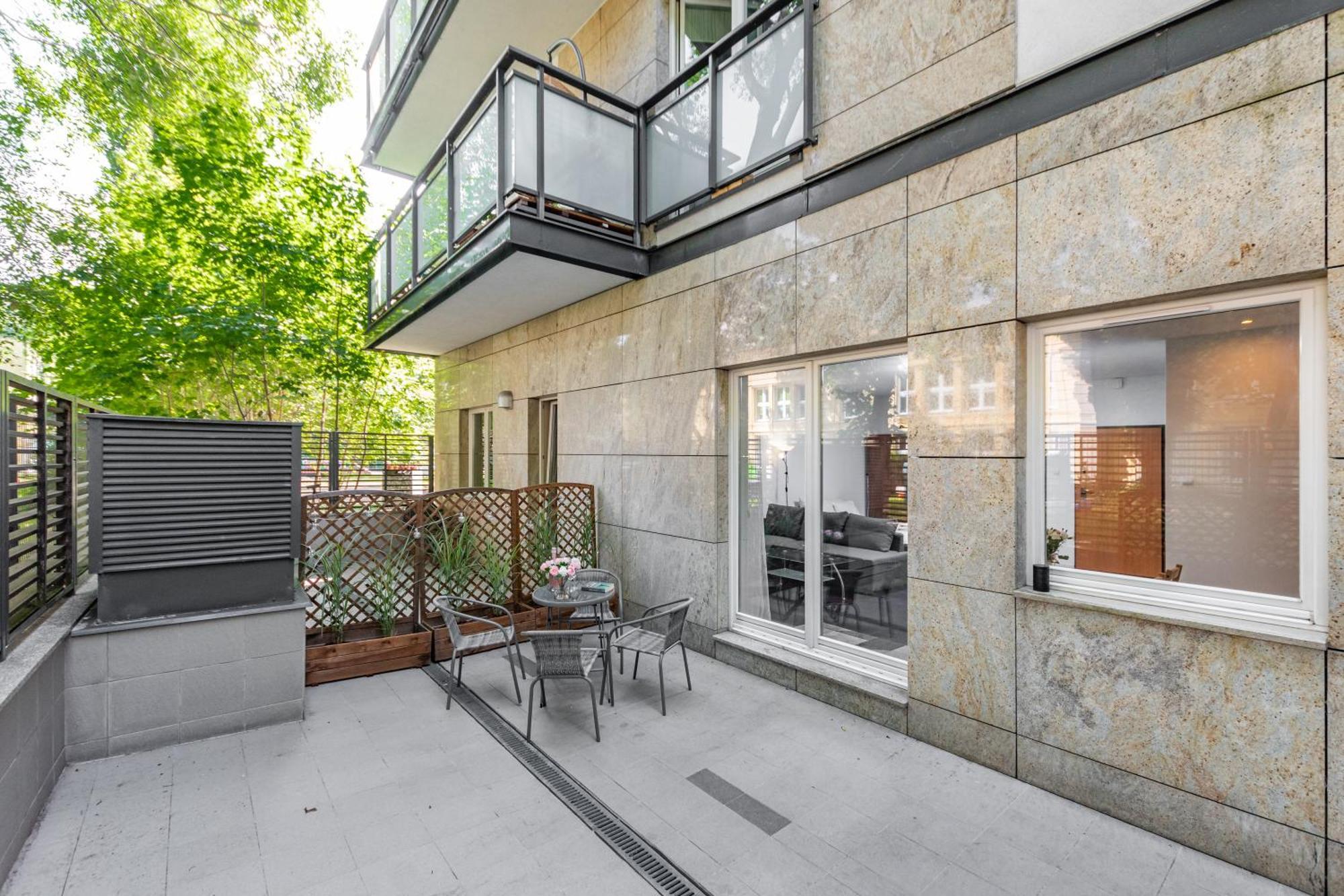 ורשה Apartamenty Piekna 28A By Your Freedom מראה חיצוני תמונה