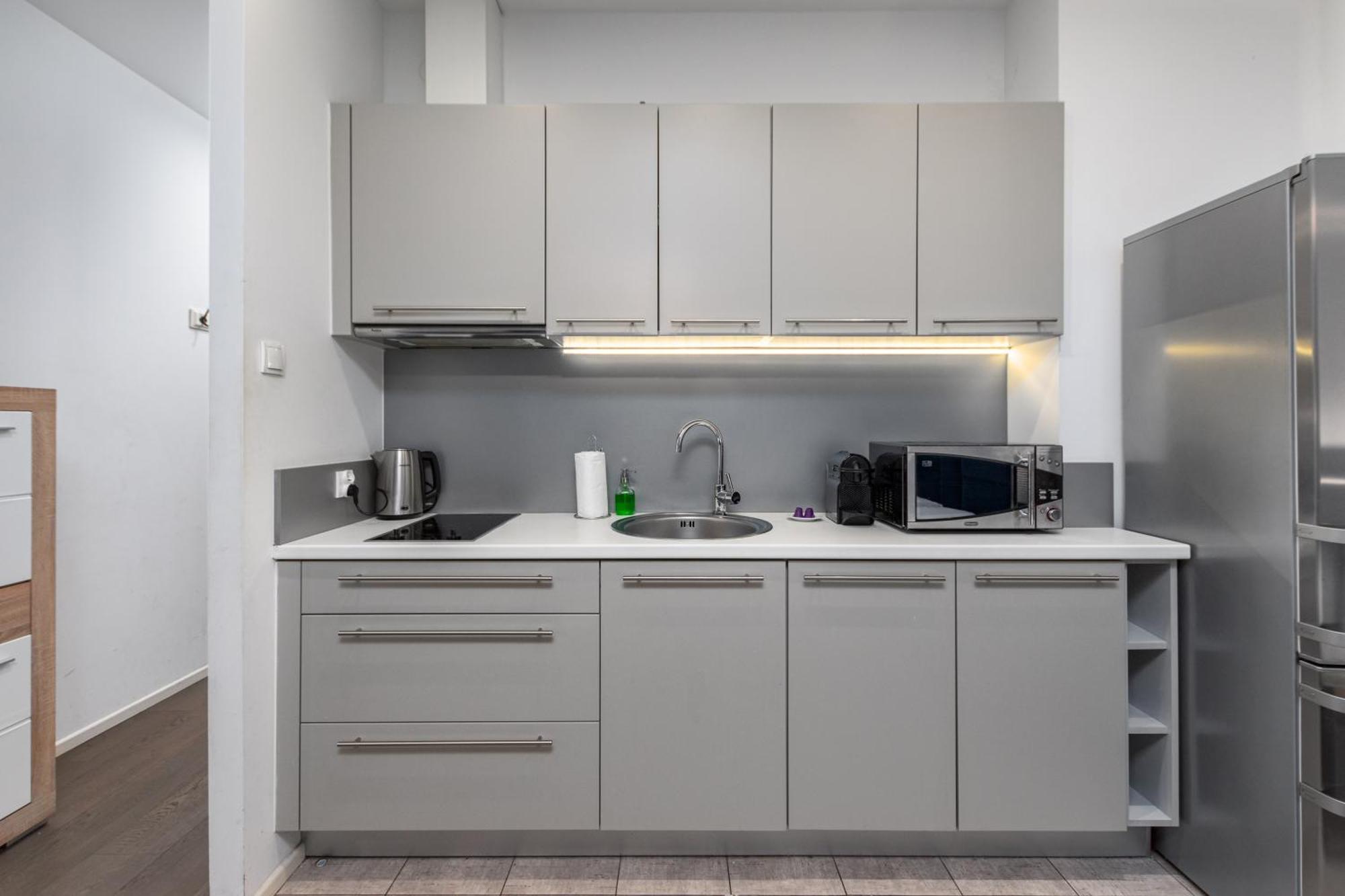 ורשה Apartamenty Piekna 28A By Your Freedom מראה חיצוני תמונה