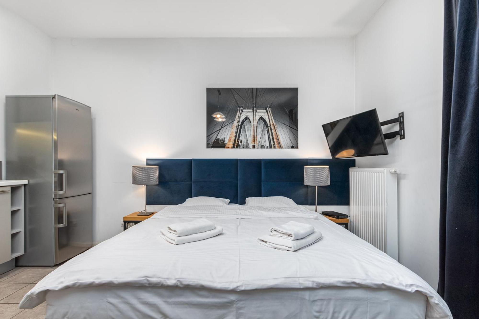 ורשה Apartamenty Piekna 28A By Your Freedom מראה חיצוני תמונה