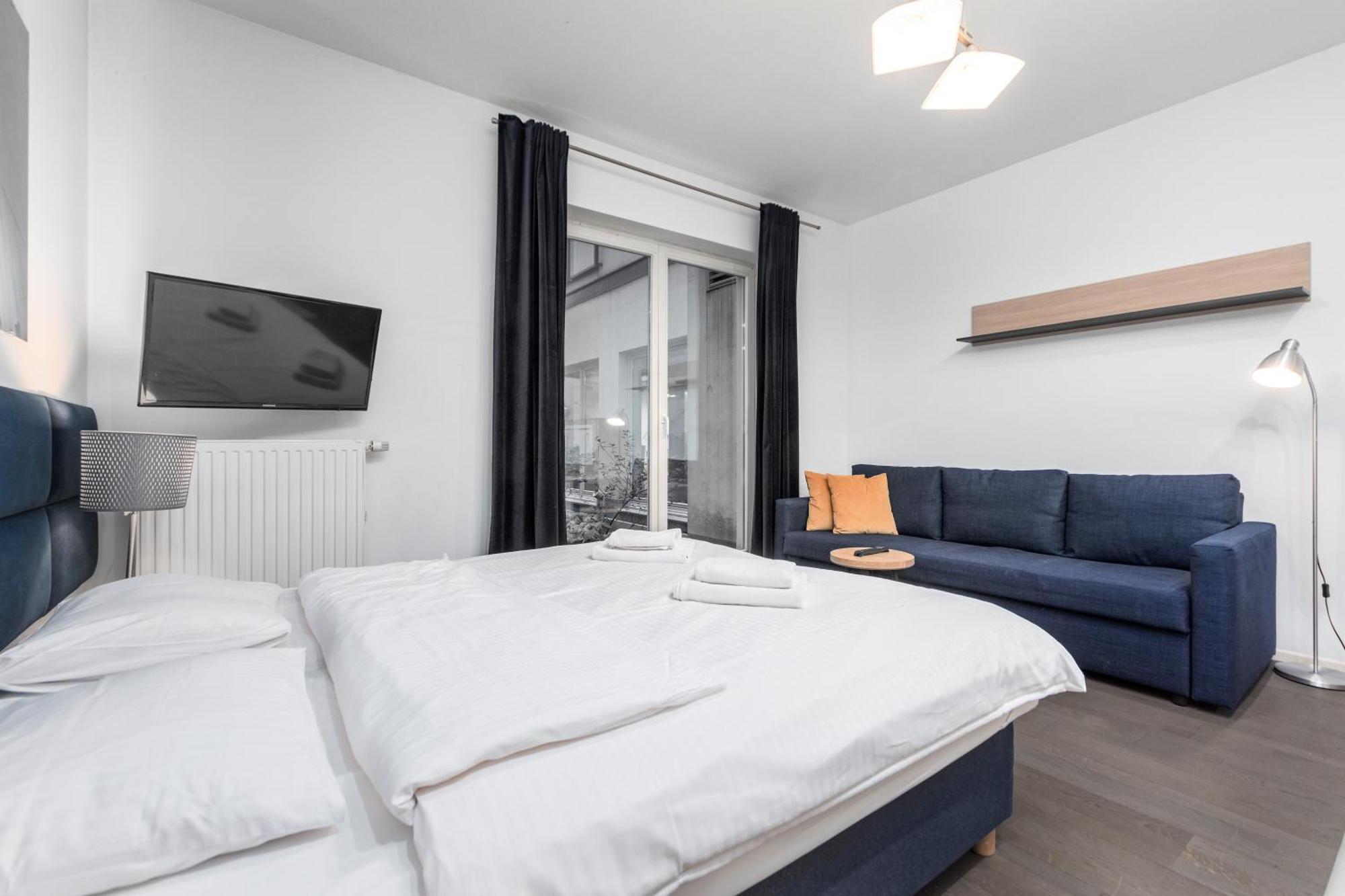 ורשה Apartamenty Piekna 28A By Your Freedom מראה חיצוני תמונה